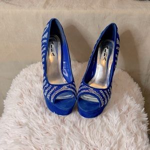 Alba Blue w/silver Rhinestones